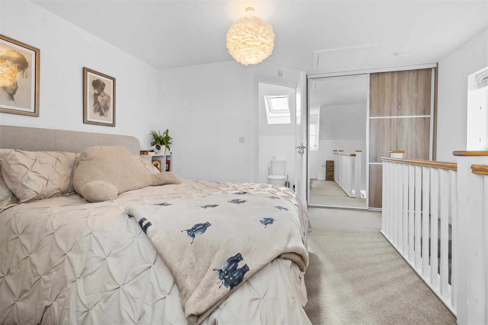 Master Bedrom